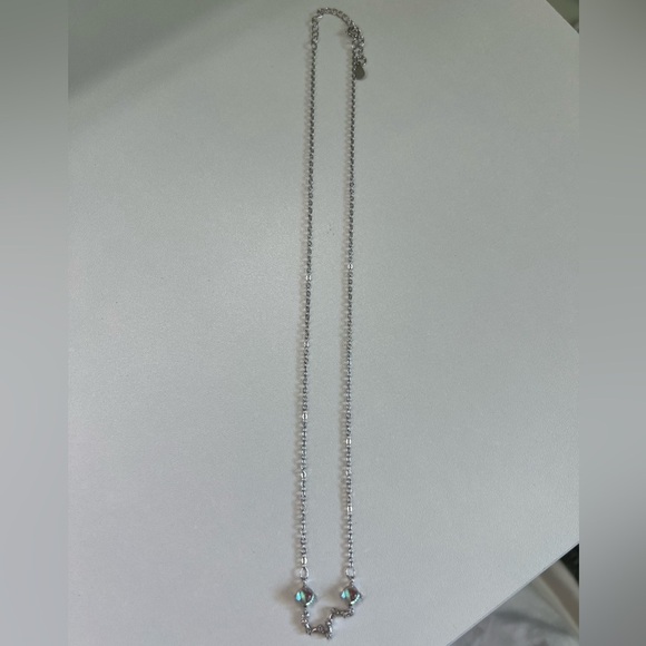 Elegant Silver Necklace - Picture 1 of 5